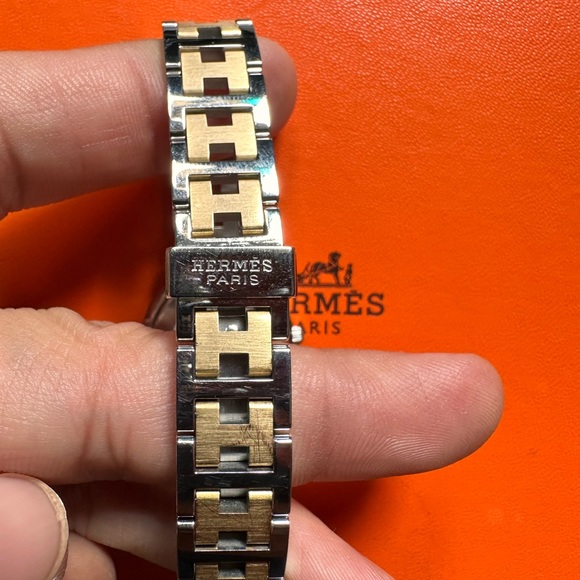 Authentic Hermes Clippers Ladies Quartz Watch - Picture 6 of 7